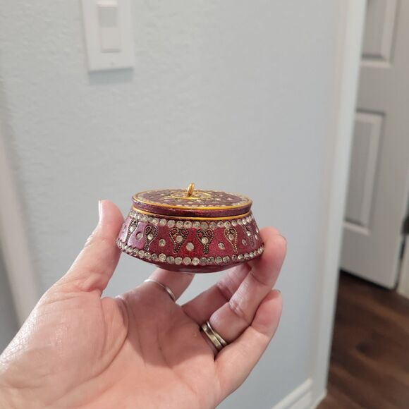 Vintage Pier 1 Jeweled Trinket Box Round Hexagon Jewelry Small 3x3x1 Maroon Boho - Picture 2 of 10